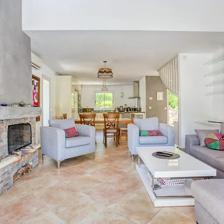 Holiday home Les Magnolias